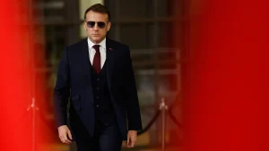 «Мозги наших детей не продаются»: Суть реформы Франция