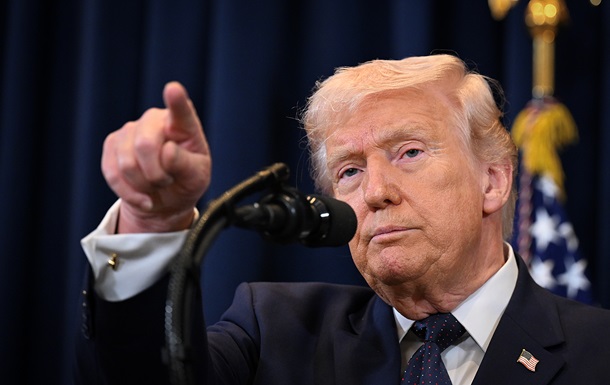 Трамп приостанавливает санкции против нефти РФ: причины и влияние на цены