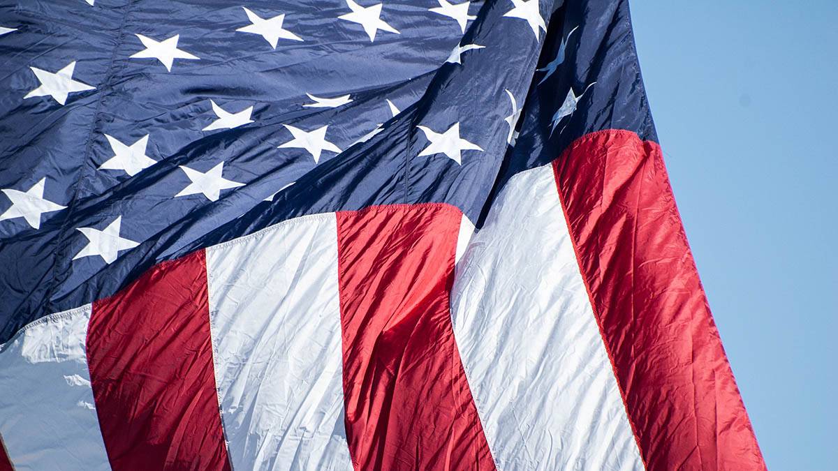 Кто владеет госдолгом США $39 трлн: структура и владельцы в 2026 году.