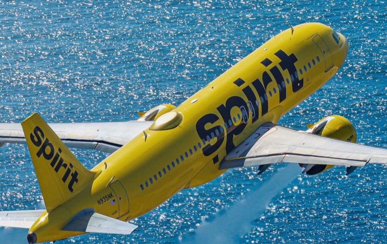Выкуп Spirit Airlines через TikTok: почему краудфандинг на $132 млн не спасет авиакомпанию.