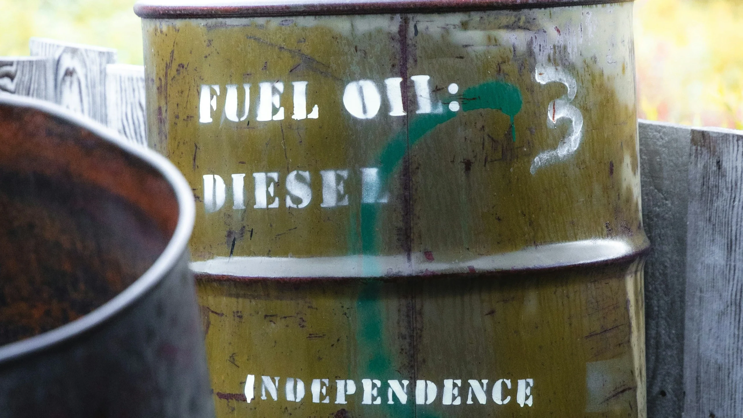 Обвал цен на нефть: Brent ниже $100 на фоне мирных переговоров.
