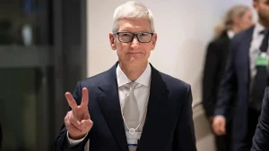 Apple предупреждает о росте цен на MacBook: Тим Кук винит дефицит памяти и гелия.