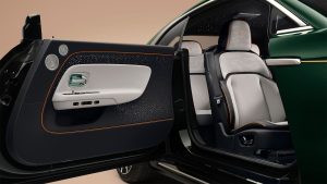 Rolls-Royce представил обновленное электрокупе Spectre Series II 2026.