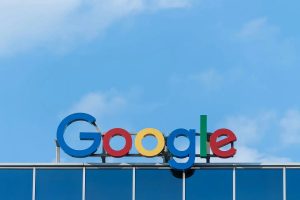 Немецкий суд признал Google виновным в клевете из-за ошибок ИИ-поиска.