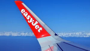 Castlelake выкупает лоукостер easyJet за $7,3 млрд (£5,5 млрд) и выводит с биржи.