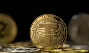 Tether заблокировала $131 млн USDT, а CleanSpark меняет майнинг на ИИ-контракт на $6,6 млрд