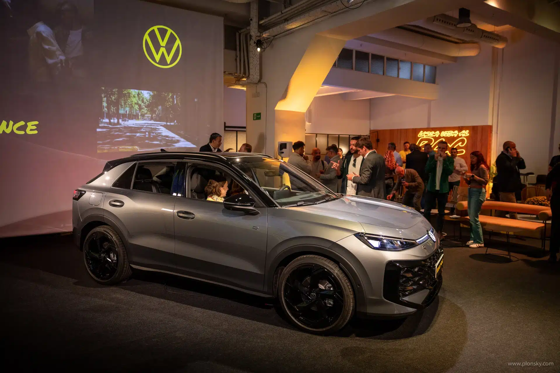 Volkswagen отказывается от дизеля: новый T-Roc лишился моторов TDI.