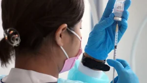 Акции Moderna и Merck взлетели на предторговой сессии благодаря результатам вакцины от рака
